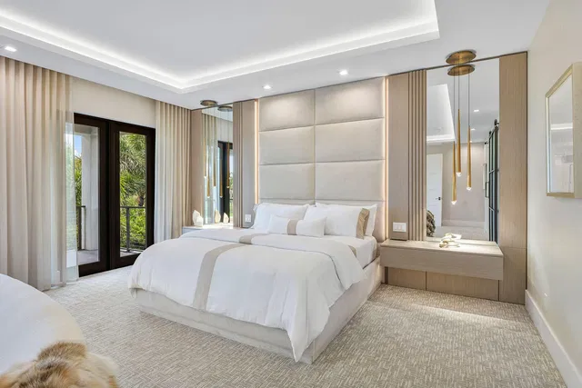 Royal Palm Yacht and Country Club Residence photo 43