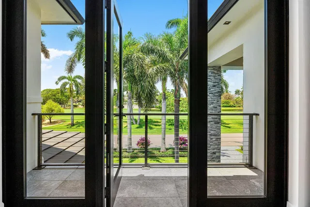Royal Palm Yacht and Country Club Residence photo 56