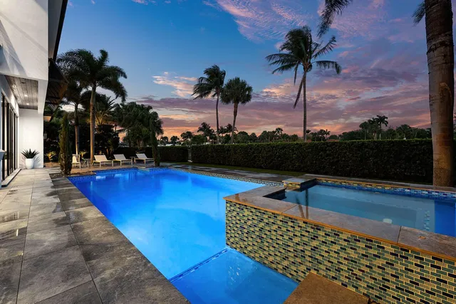 Royal Palm Yacht and Country Club Residence photo 87