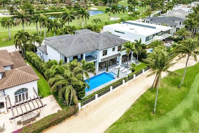 Royal Palm Yacht and Country Club Residence photo 96