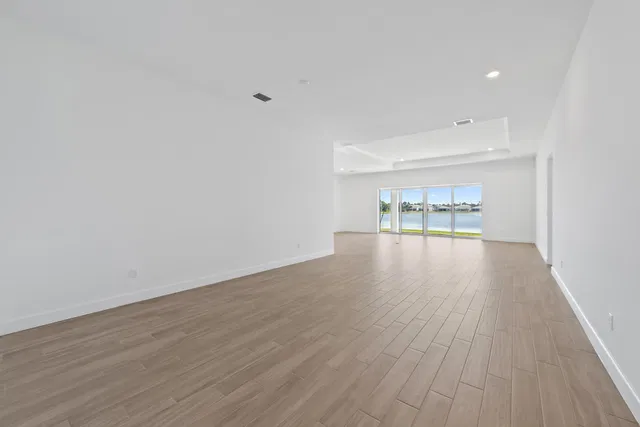 Residence photo 14
