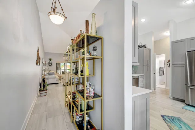 Unit 204 photo 6