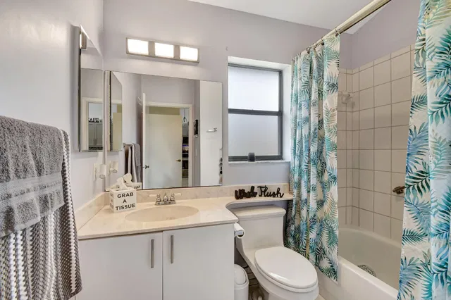 Unit 204 photo 36