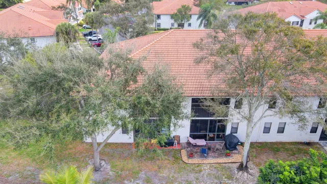 Unit 204 photo 51