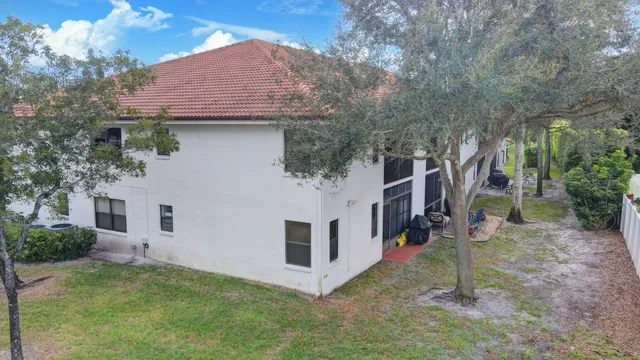Unit 204 photo 53