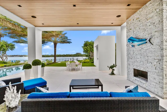 SoSo West Palm Beach Residence photo 24