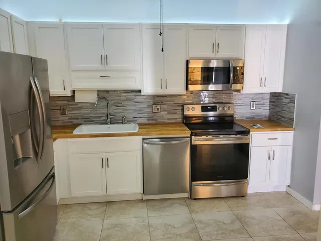  Residence photo 12