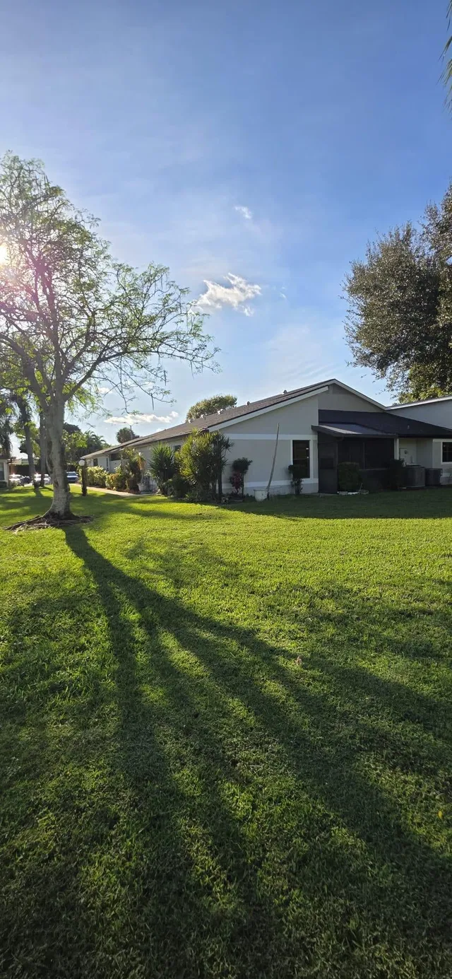  Residence photo 30