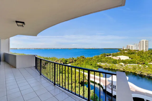 Singer Island Unit 2-1005 photo 3