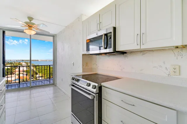 Singer Island Unit 2-1005 photo 35