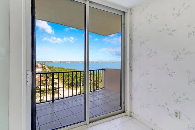 Singer Island Unit 2-1005 photo 39