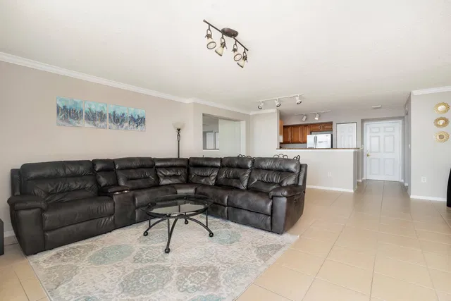 Flagler Pointe Unit 840 photo 4