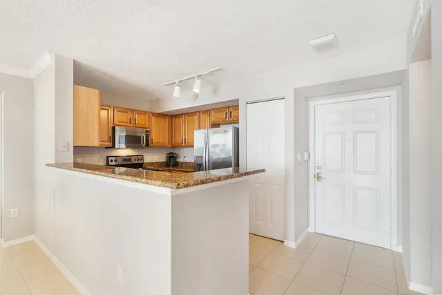 Flagler Pointe Unit 840 photo 6