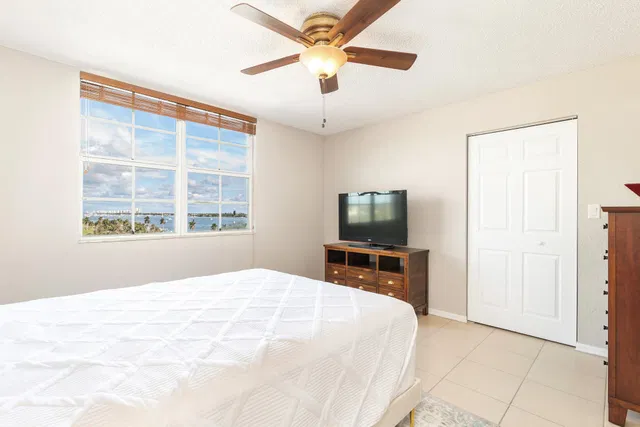 Flagler Pointe Unit 840 photo 12