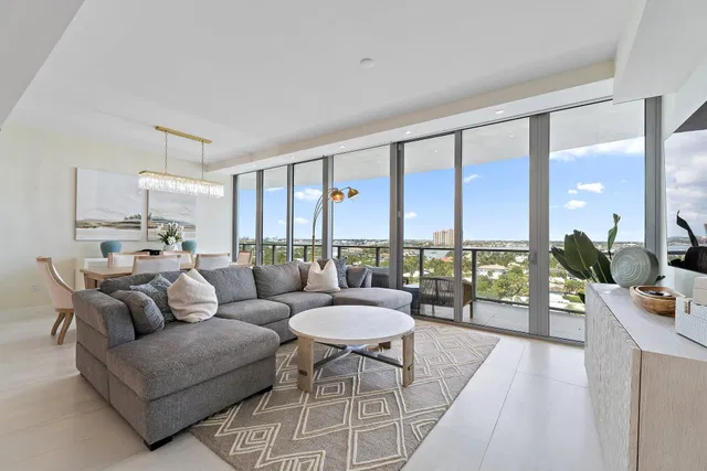 Amrit Ocean Resort & Residences Unit 906 photo 4
