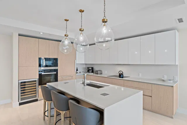 Amrit Ocean Resort & Residences Unit 906 photo 9