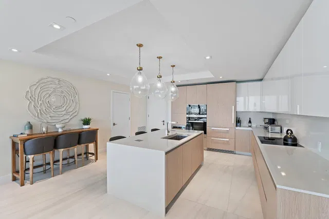 Amrit Ocean Resort & Residences Unit 906 photo 10