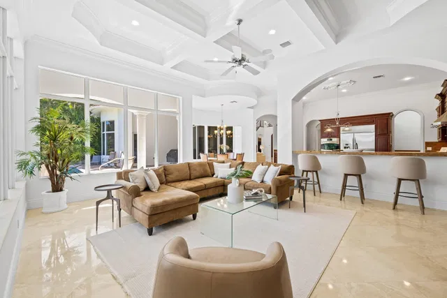 Boca Bath & Tennis Residence photo 14