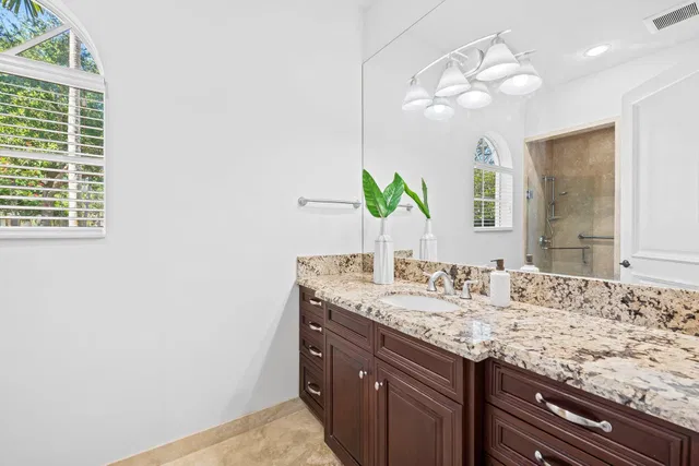 Boca Bath & Tennis Residence photo 27