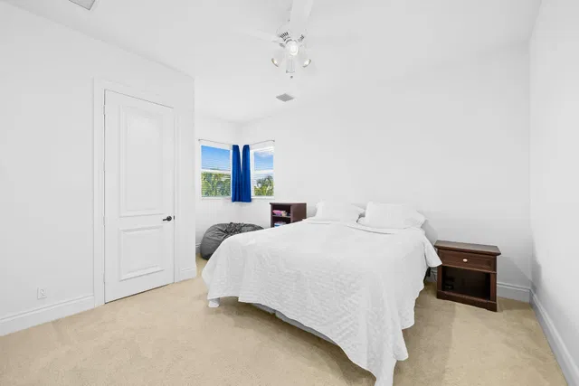 Boca Bath & Tennis Residence photo 42