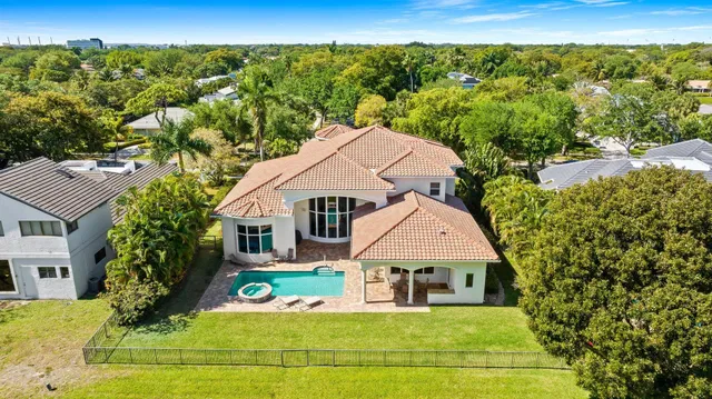 Boca Bath & Tennis Residence photo 44