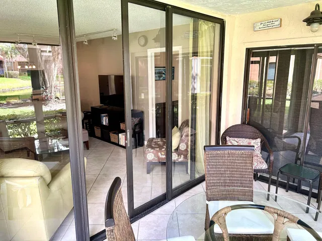 Unit 104 photo 19