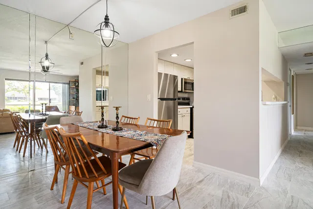  Unit E1 photo 9