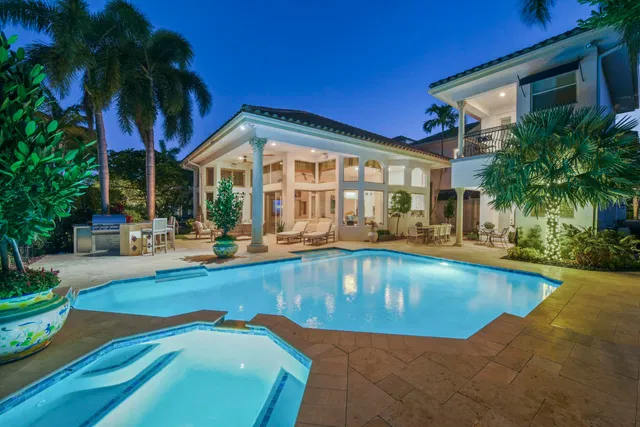 Royal Palm Yacht and Country Club Residence photo 11