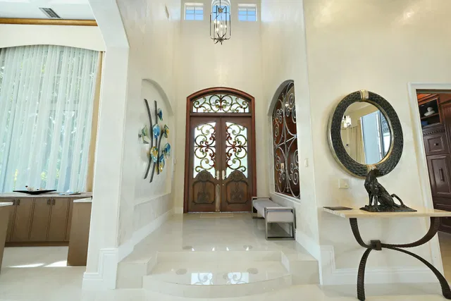 Royal Palm Yacht and Country Club Residence photo 21