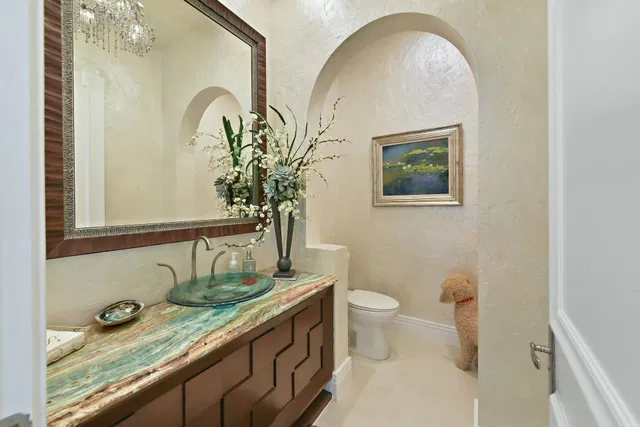 Royal Palm Yacht and Country Club Residence photo 28