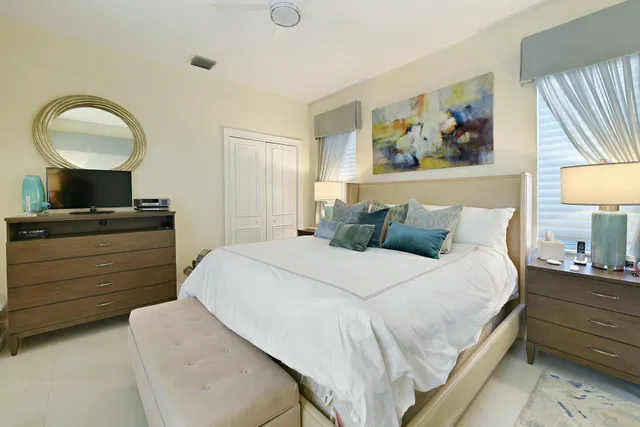 Royal Palm Yacht and Country Club Residence photo 39