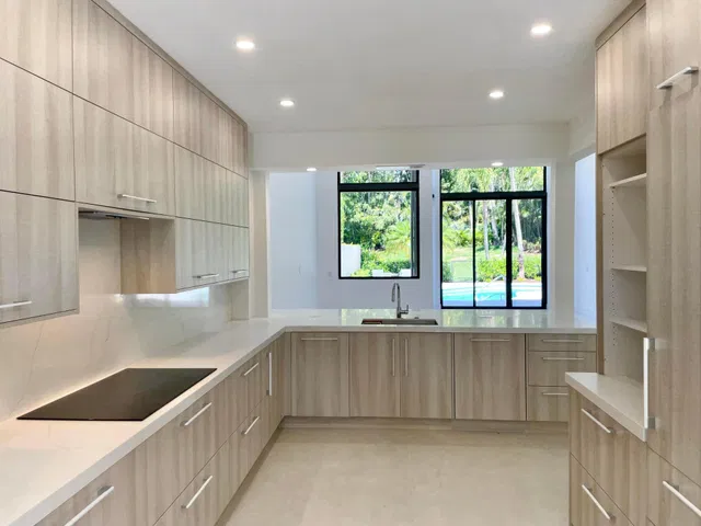Frenchman's Creek Residence photo 7