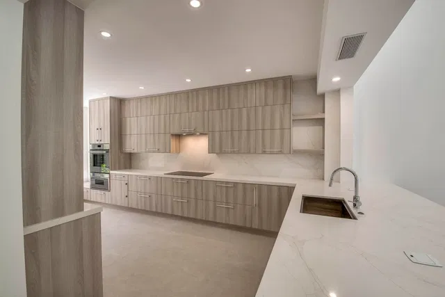 Frenchman's Creek Residence photo 10