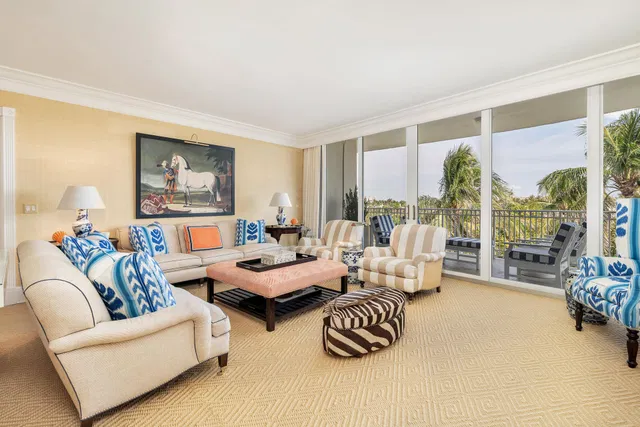 One Royal Palm Way Palm Beach Unit G-4 photo 3