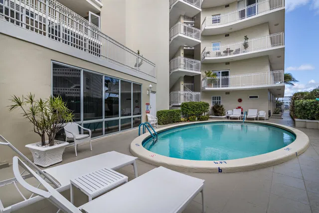 One Royal Palm Way Palm Beach Unit G-4 photo 24