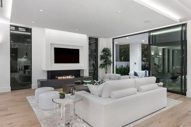 Palm Trail Delray Beach Residence photo 9