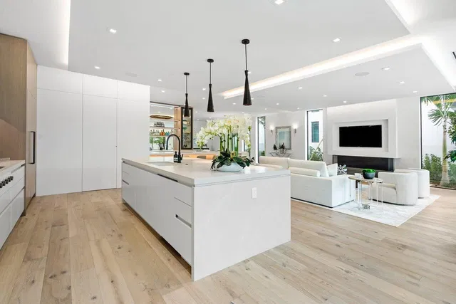 Palm Trail Delray Beach Residence photo 13
