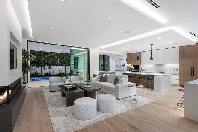 Palm Trail Delray Beach Residence photo 17