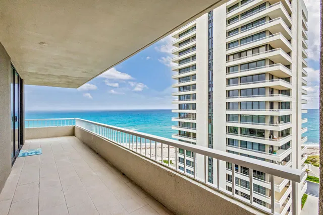 Water Glades Unit 10-A photo 6