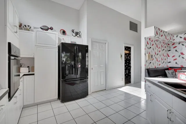 Residence photo 24