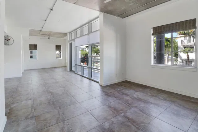 The Meridian Unit 212 photo 11