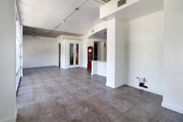 The Meridian Unit 212 photo 18