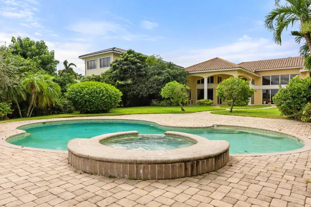 Bocaire Country Club Residence photo 62
