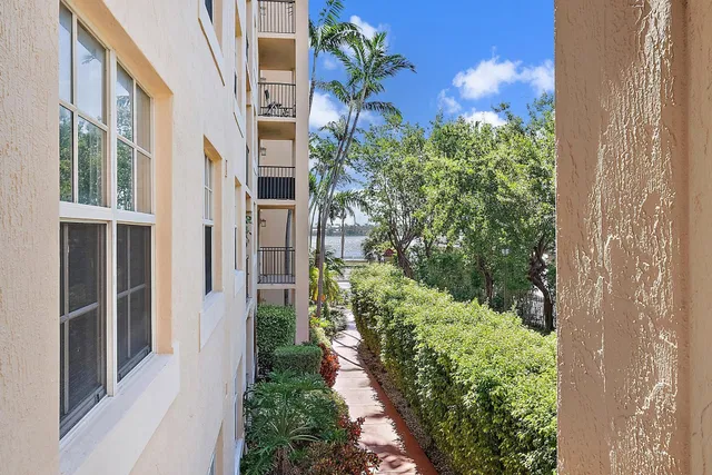 Flagler Pointe Unit 214 photo 16