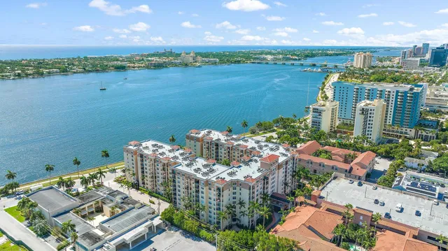 Flagler Pointe Unit 214 photo 29