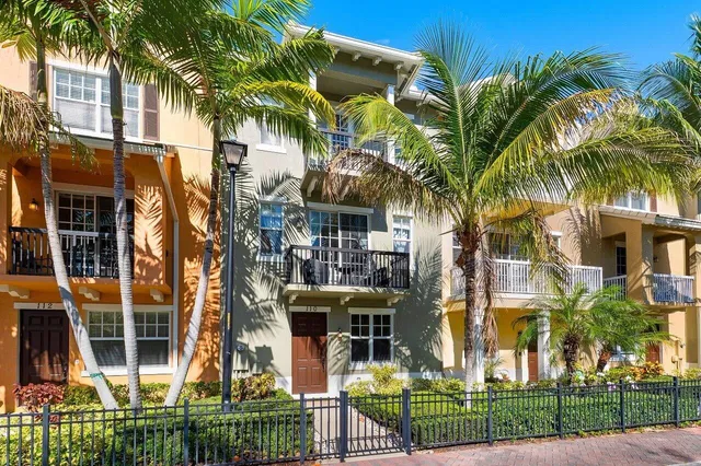 CODA Delray Beach Residence photo 32