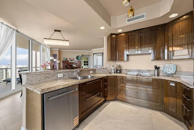 Ritz Carlton Residences Singer Island Unit 2106b photo 7