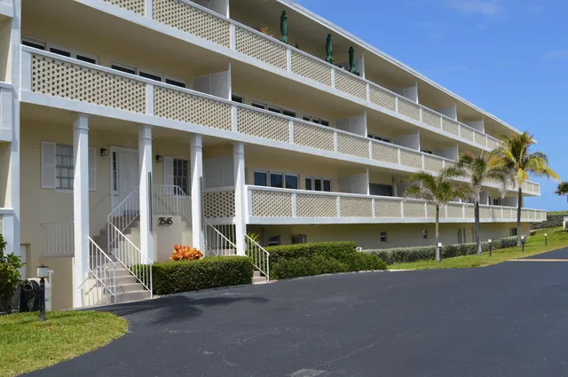 2545 S Ocean Boulevard #303