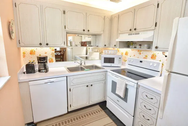 Unit 2010 photo 14