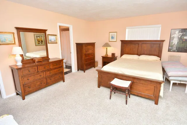 Unit 2010 photo 19